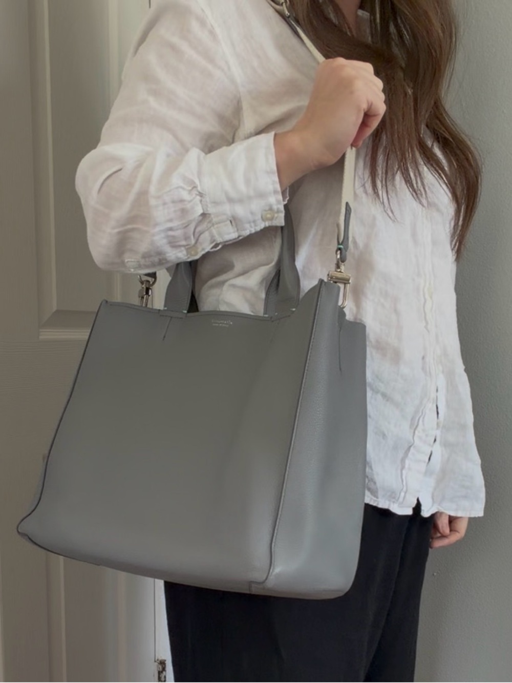 Tiffany & Co. Gray Leather Tote with Beige Strap - Picture 12 of 16